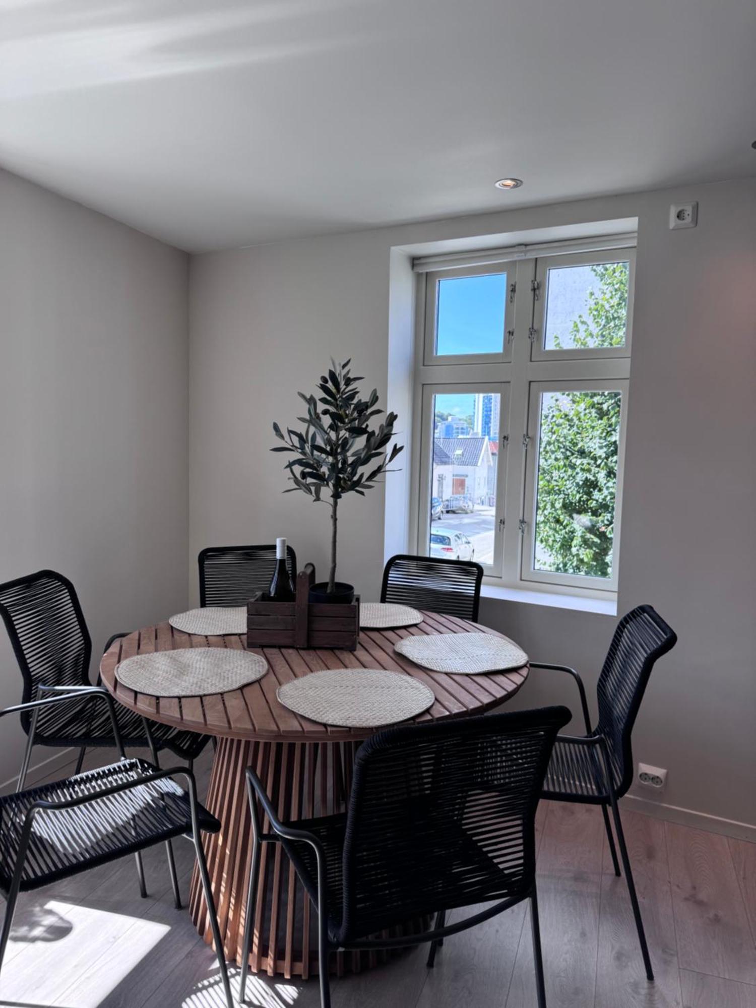A Place To Stay Stavanger, Apartment 5 - Quality And Free Parking- 외부 사진
