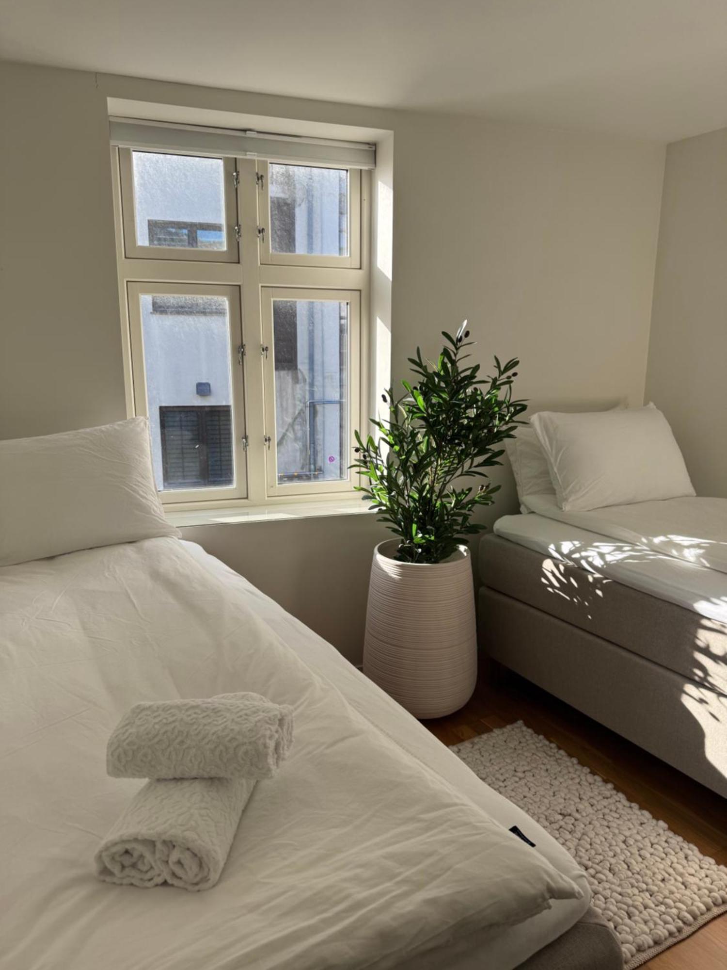 A Place To Stay Stavanger, Apartment 5 - Quality And Free Parking- 외부 사진